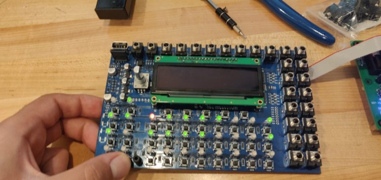 LEDs are working, but OLED display not working properly