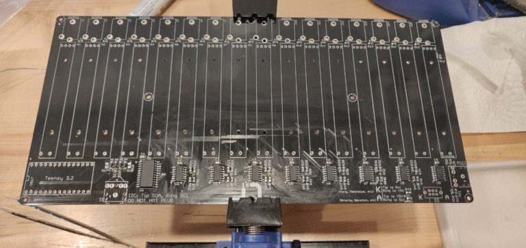 Faderbank 16n ICs and diodes